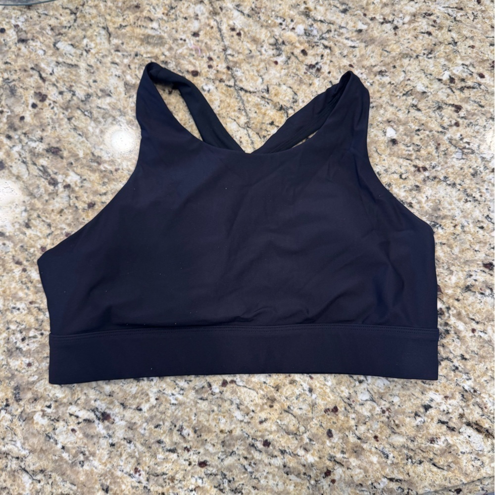 Fabletics black cross cross Racerback Sports Bra Intimates size XL